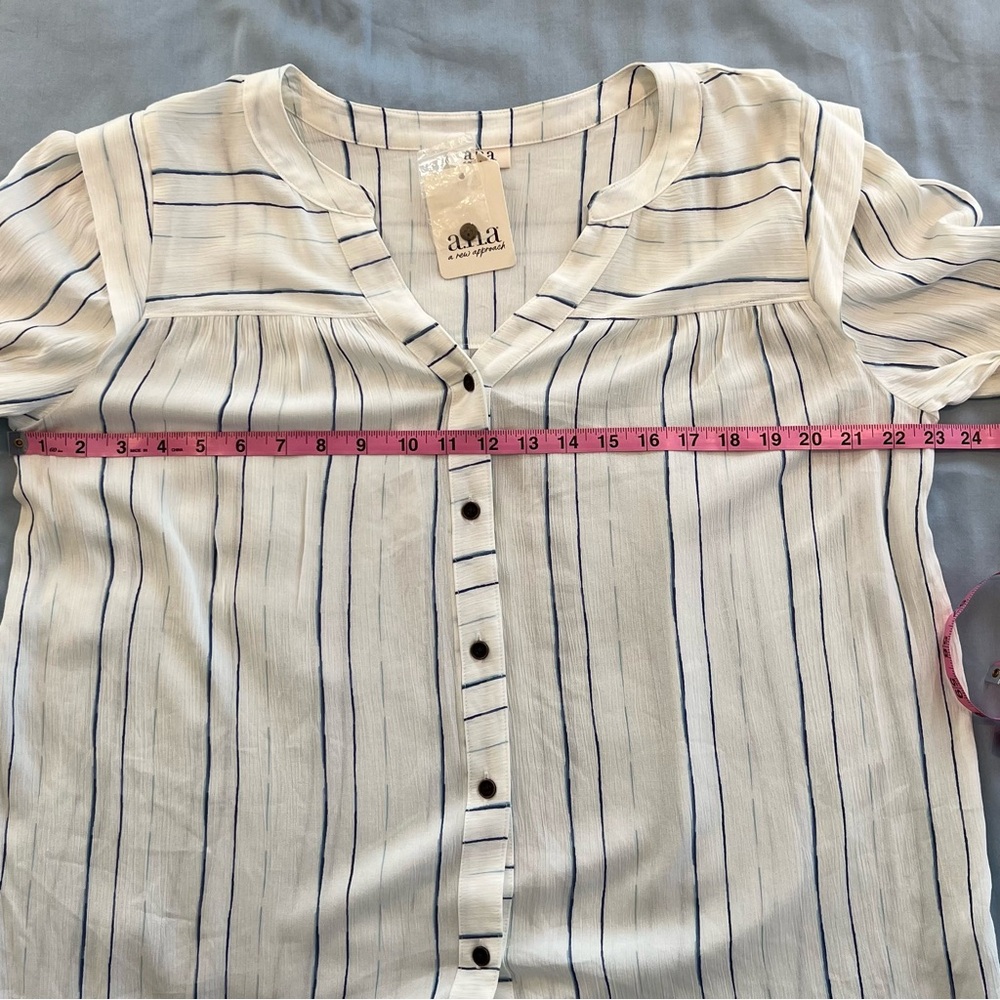 NWT Long Sleeve Button Down Top White w/Light & Dark Blue Stripes Sz L - Picture 8 of 11